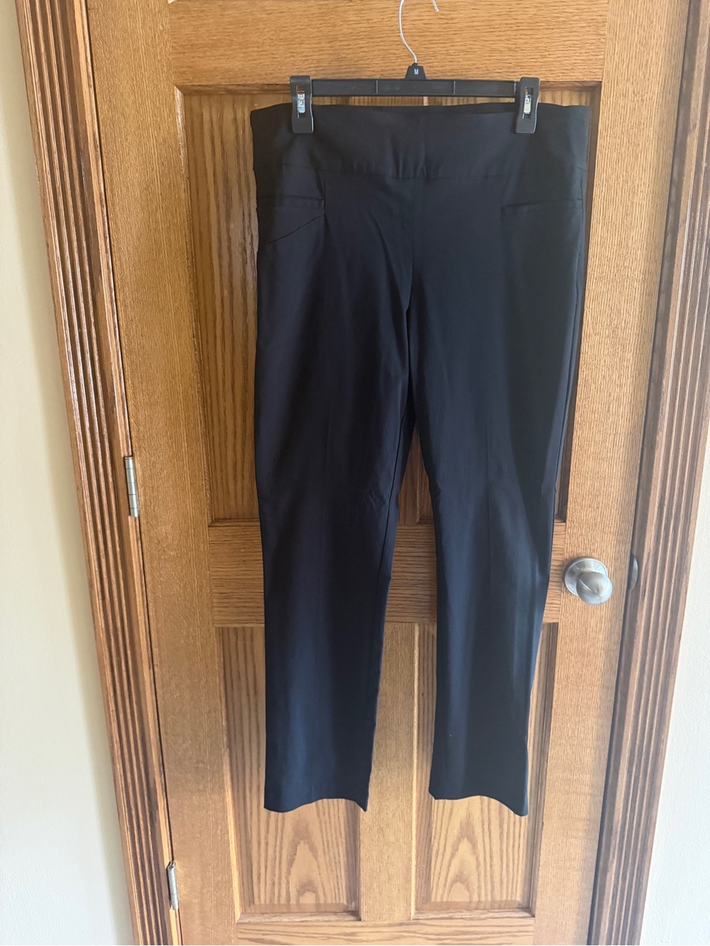 Briggs New York Black Straight-Leg Stretch Pants size 12